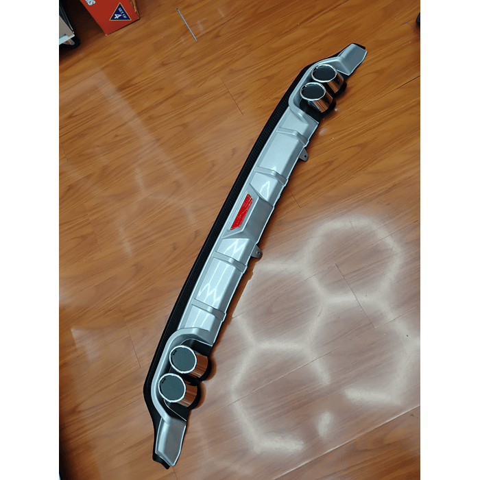💥Oferta liquidacion💥 Difusor de parachoques trasero Tunning estilo doble cola de escape y tercer stop decorativo medida largo 128cm , Gris plata con negro 15