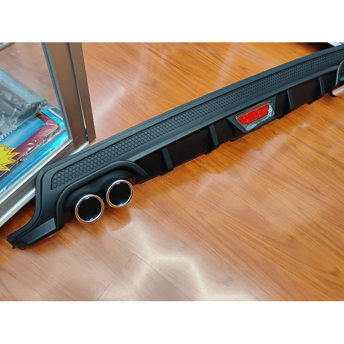 💥Oferta liquidacion💥 Difusor de parachoques trasero Tunning estilo doble cola de escape y tercer stop decorativo medida largo 128cm , negro con malla 💰precio 16990💰 10