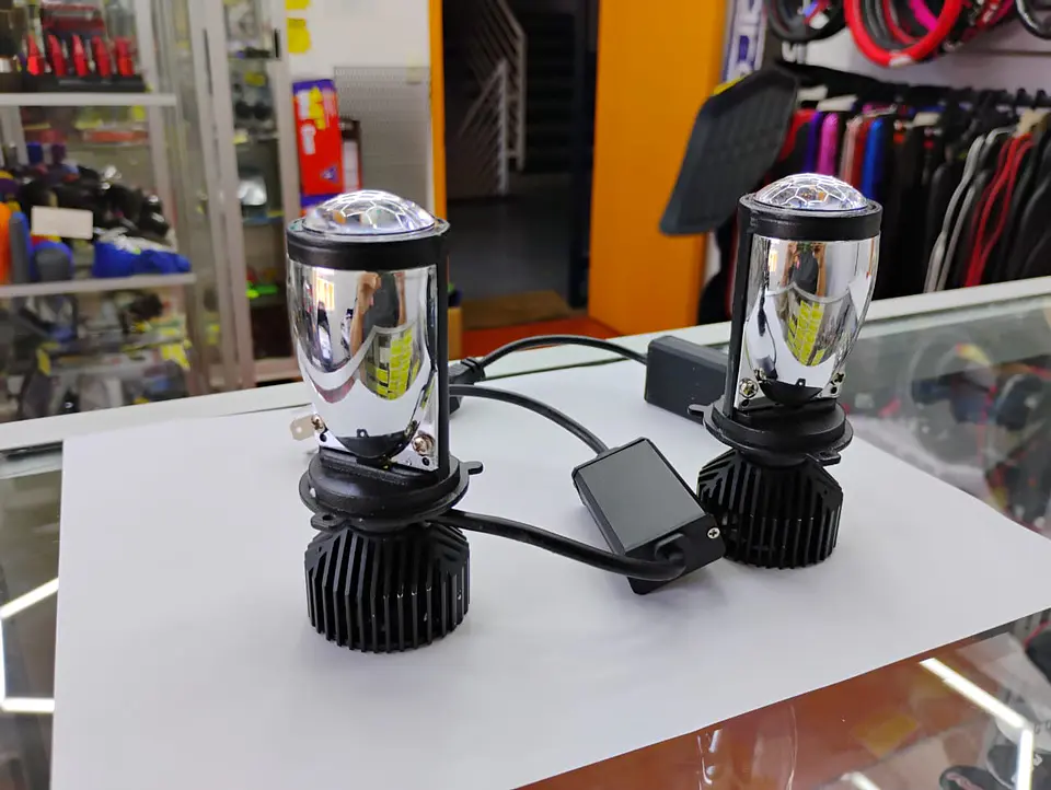 SUPER LIQUIDACION X2 Ampolletas de faros delanteros de Auto H4 1