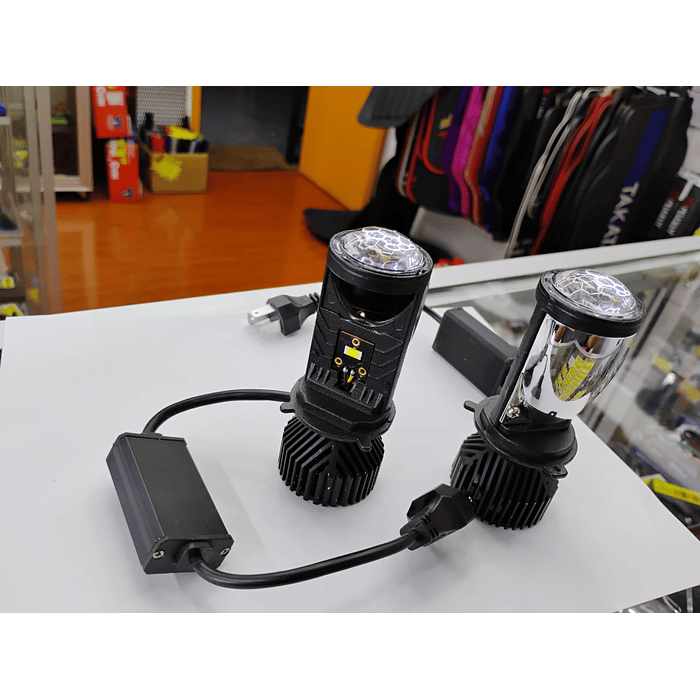 💥SUPER LIQUIDACION REMATE💥   X2 Ampolletas de faros delanteros de Auto H4 proyector lupa LED Canbus 20.000 lumenes 150W 6000K  12-24v alta y baja 15