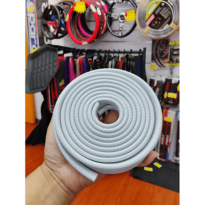 🔥OFERTA🔥 MOLDURA PROTECTORA UNIVERSAL TIPO U  5 METROS GRIS CLARO  6