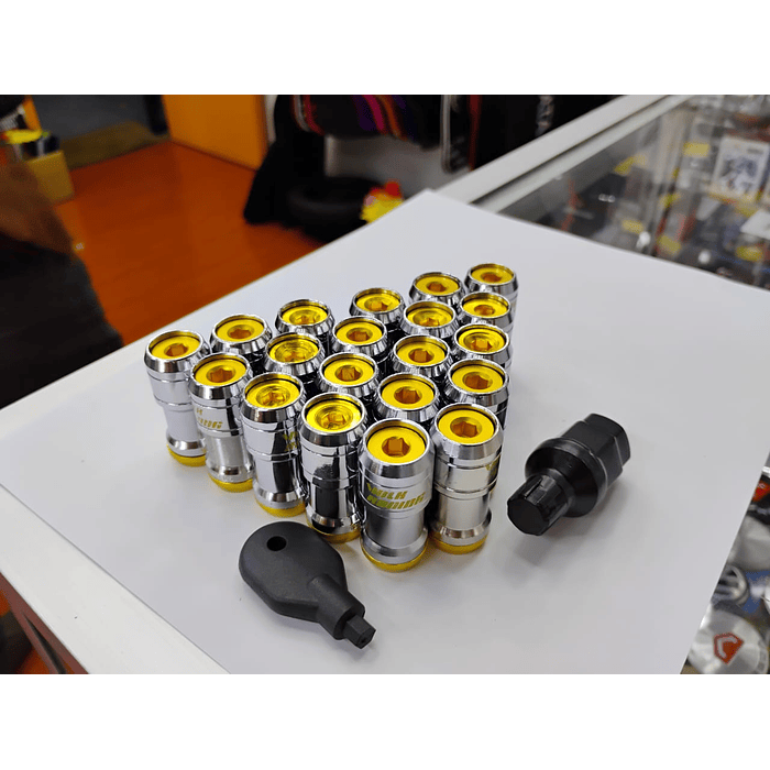  SET DE TUERCAS DE SEGURIDAD VOLK RACING - DOBLE PROTECCIÓN plata con dorado 9