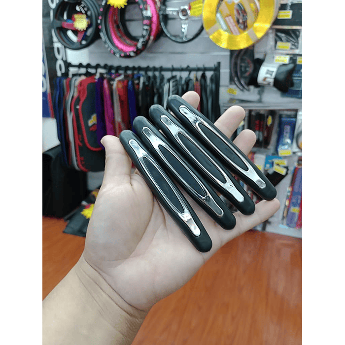 Set X4 tope de puertas protectores goma grueso anticolision tope de retrovisor, tope de parachoques Borde de puerta lateral de auto universal antiarañazos Negro con plata  13