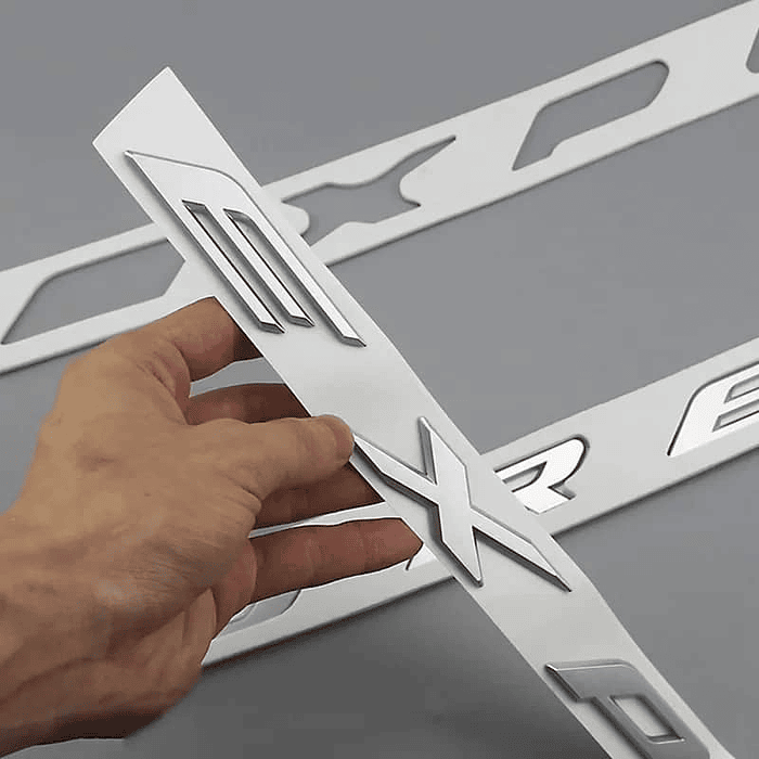 Emblema 3D Explorer letras plateadas para capot delantero de autos insignia pegatina para Ford Explorer 2011 al 2019 accesorios con estilo   5