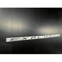 Emblema 3D Explorer letras plateadas para capot delantero de autos insignia pegatina para Ford Explorer 2011 al 2019 accesorios con estilo  