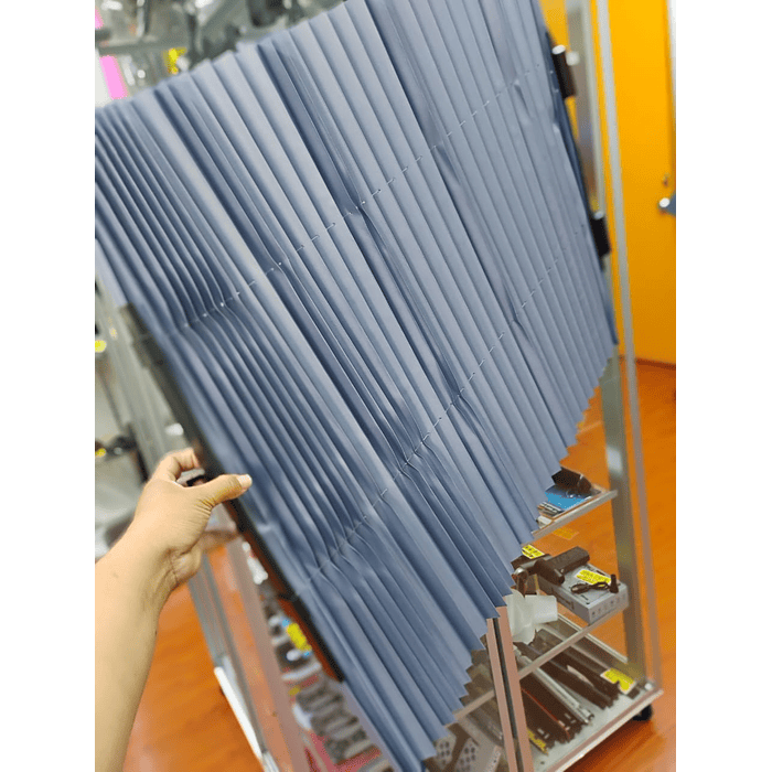 Cortina sombrilla retráctil Para Auto Parabrisas Protector Solar medidas 70cm x 140cm  10