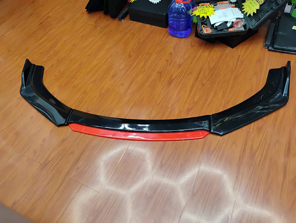 LIP BUMPER / FALDÓN DELANTERO kit de 4 piezas Negro brillante con Rojo 1