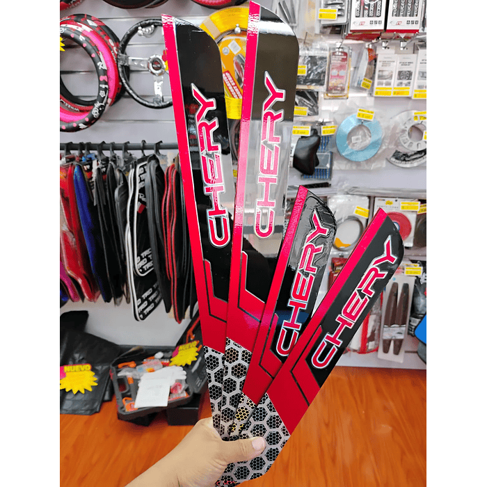 ¡Oferta de liquidación! Cubre Zócalos / Pisadera Multifunción en Acrílico Protector para Autos Universal Chery 17