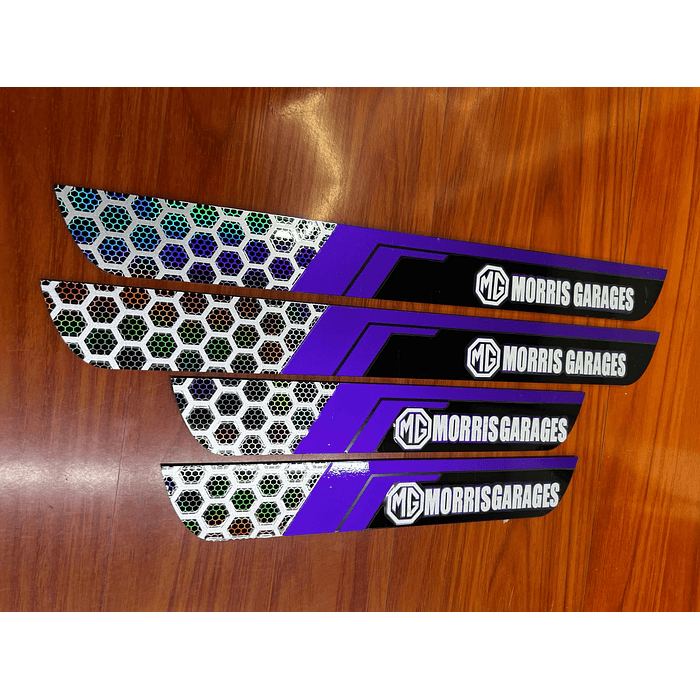 ¡Oferta de liquidación! 🚗💨 Cubre Zócalo / Pisadera Multifunción en Acrílico Protector para Autos Universal MG 13