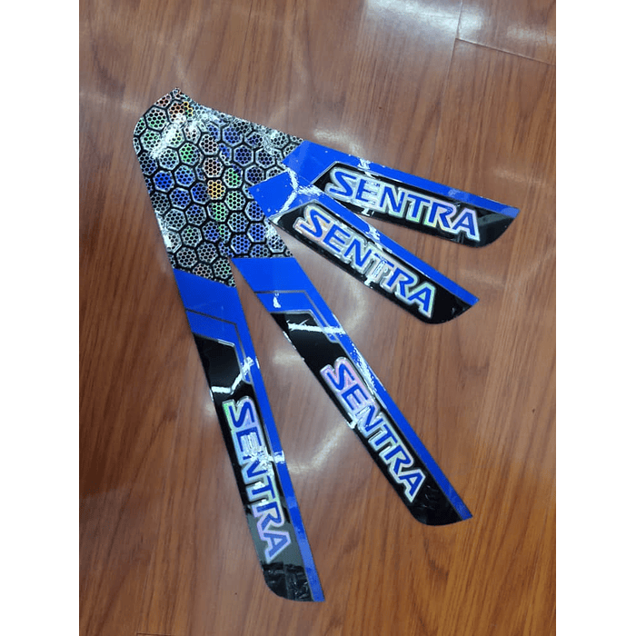 ¡Oferta de liquidación! 🚗💨 Cubre Zócalos / Pisadera Multifunción en Acrílico Protector para Autos Universal Nissan Sentra  3