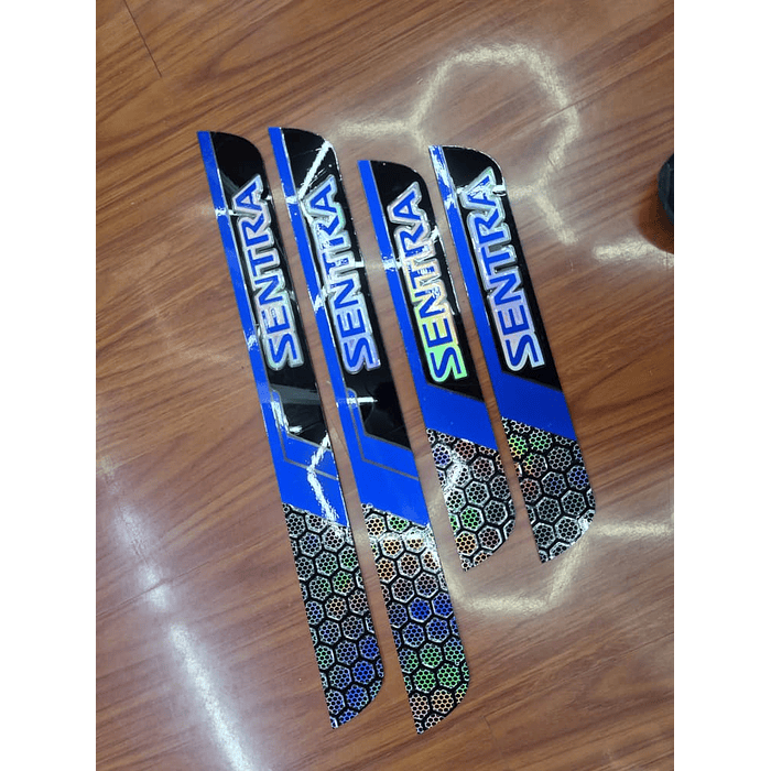 ¡Oferta de liquidación! 🚗💨 Cubre Zócalos / Pisadera Multifunción en Acrílico Protector para Autos Universal Nissan Sentra  11