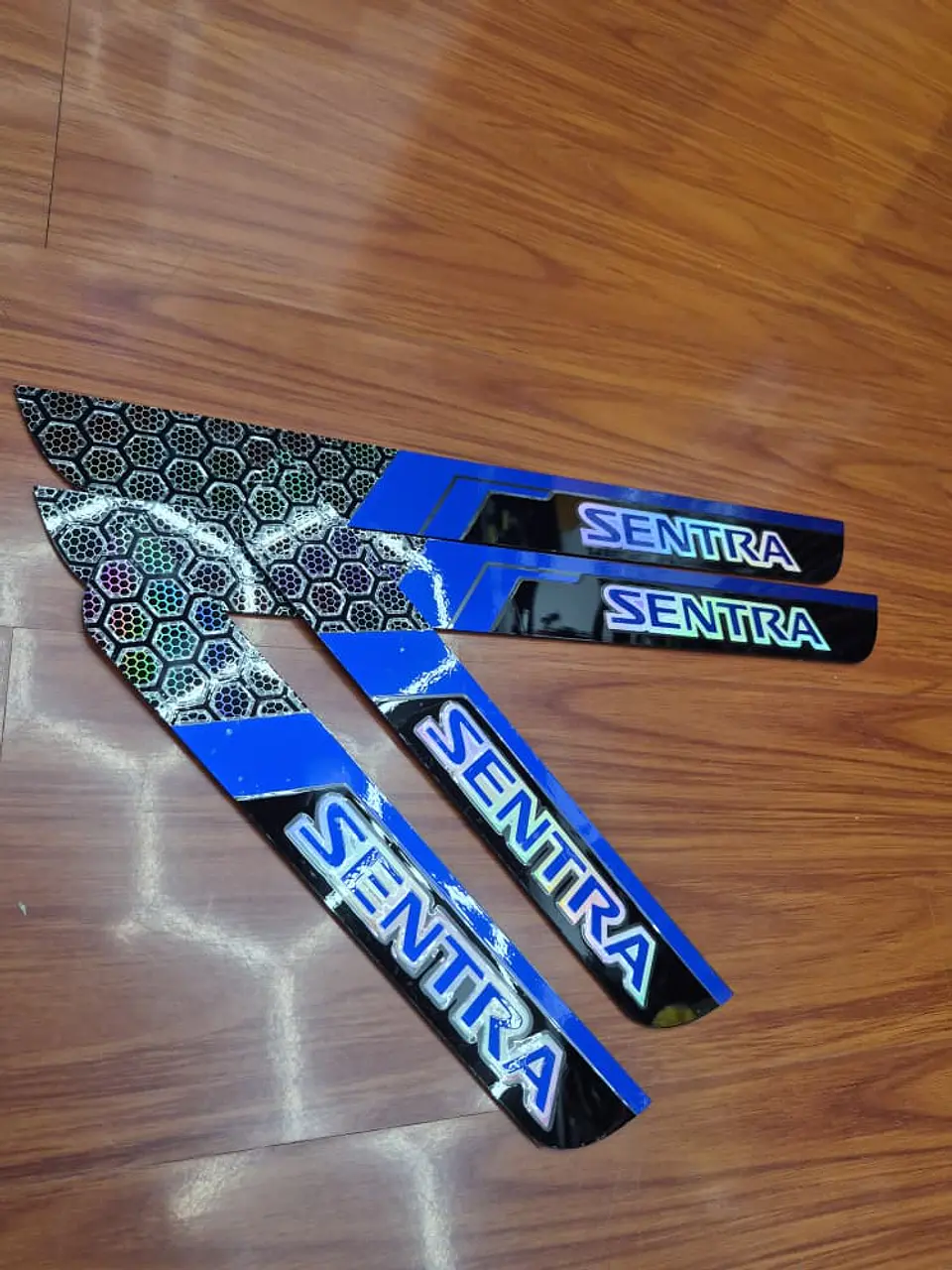 Cubre zócalos/pisadera multifunción acrílico - Nissan Sentra 13