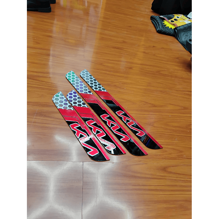 ¡Oferta de liquidación! Cubre Zócalos / Pisadera Multifunción en Acrílico Protector para Autos Universal Kia logo nuevo 5