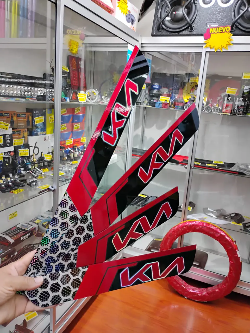 Cubre zócalos/pisadera multifunción acrílico - Kia logo 7