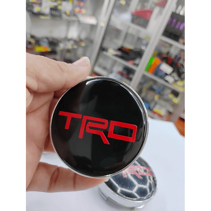 ¡Gran oferta! 🚗💥   *Set x4 Tapas para Centro de Llantas TRD negro letra roja*. 3