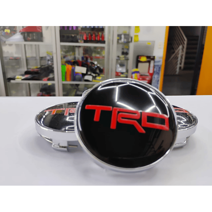 ¡Gran oferta! 🚗💥   *Set x4 Tapas para Centro de Llantas TRD negro letra roja*. 7