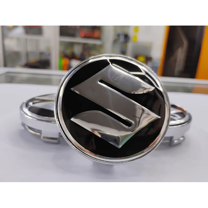 ¡Gran oferta! 🚗💥   *Set x4 Tapas para Centro de Llantas Suzuki borde plata*. 1