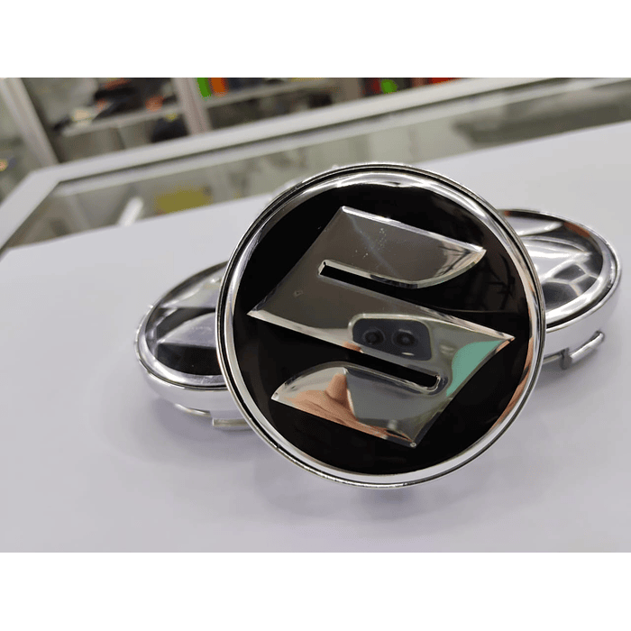 ¡Gran oferta! 🚗💥   *Set x4 Tapas para Centro de Llantas Suzuki borde plata*. 2