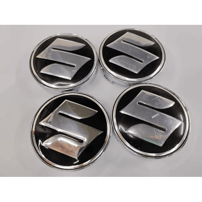 ¡Gran oferta! 🚗💥   *Set x4 Tapas para Centro de Llantas Suzuki borde plata*. 4
