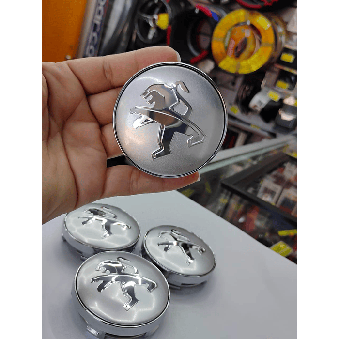 ¡Gran oferta! 🚗💥 *Set x4 Tapas para Centro de Llantas PEUGEOT plata*.  4