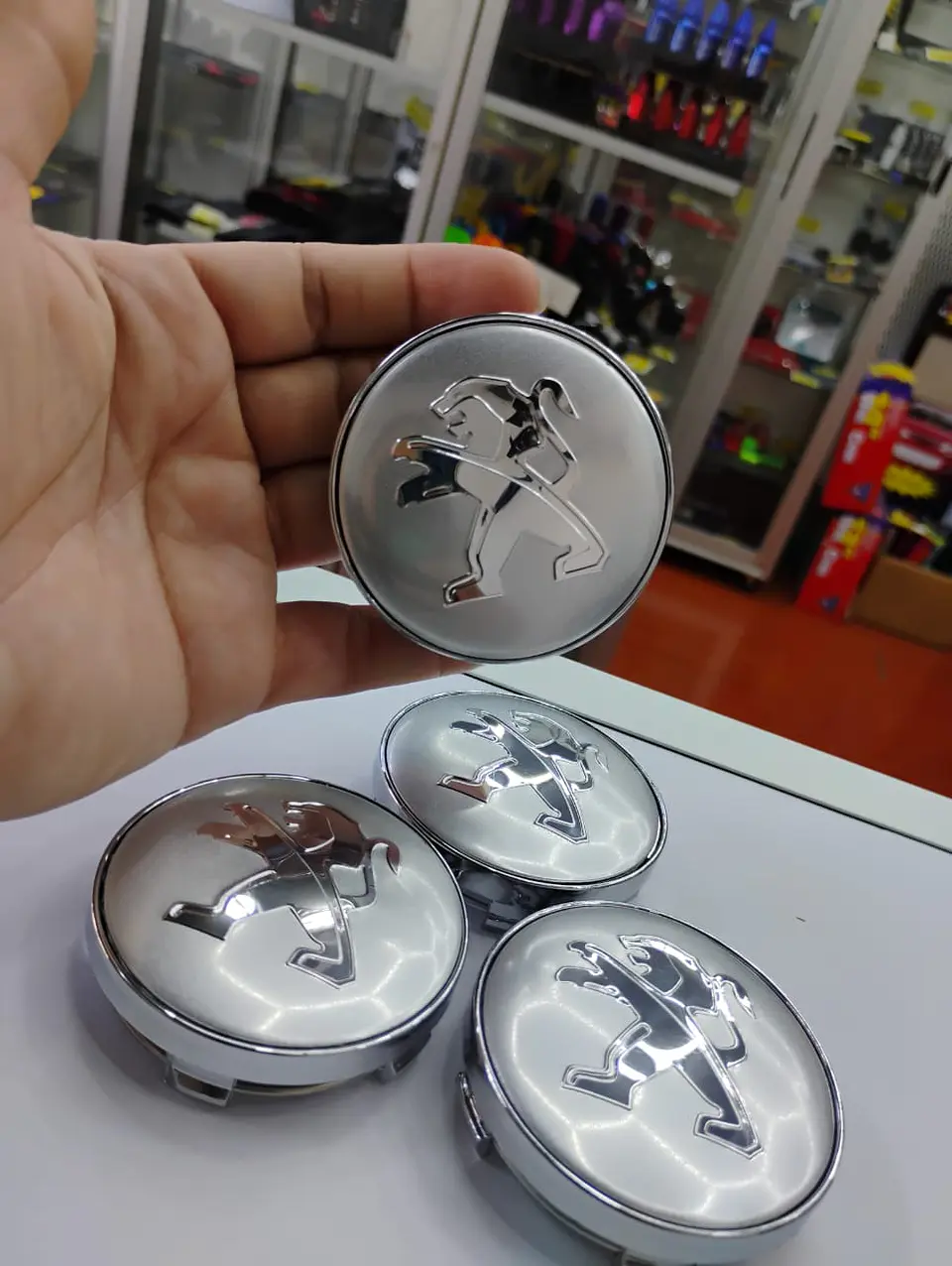 Set x4 Tapas para Centro de Llantas PEUGEOT plata 5