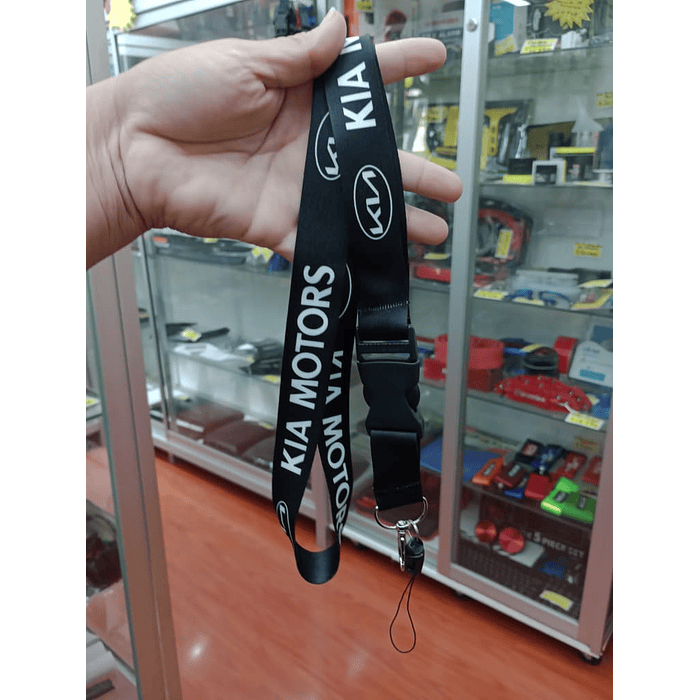 *🔥OFERTA RELÁMPAGO 🔥*   *LLAVERO TUNING LANYARD KIA (NEGRO)*  4