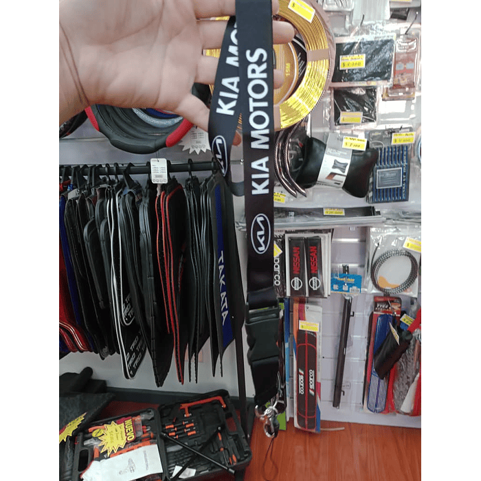 *🔥OFERTA RELÁMPAGO 🔥*   *LLAVERO TUNING LANYARD KIA (NEGRO)*  7