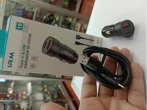 Cargador de auto tipo C USB con cable lightning 18w 12v 24v
