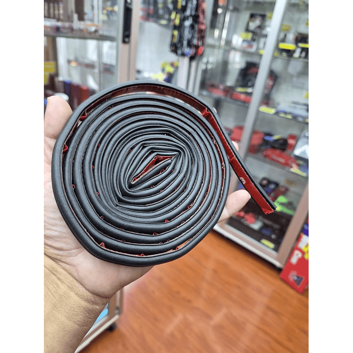¡Gran oferta! 🚗💨   🔹 Tira de sellado de goma universal para puertas de auto tipo B 2.5metros 2