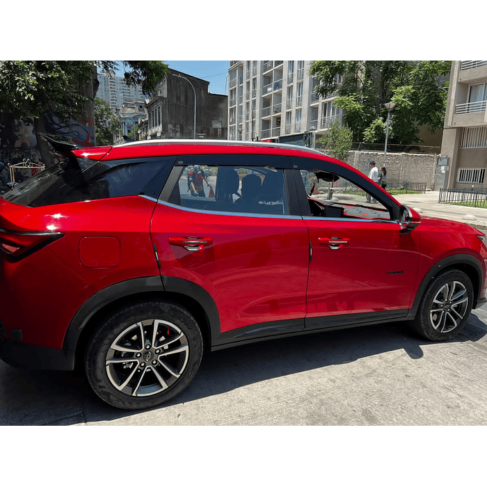 🚘✨ ¡Bota Aguas de Acrílico 2mm plano Negro Brillante a Medida para auto Chevrolet Groove 2021 a 2026 1