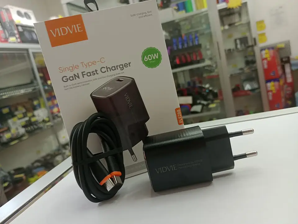 Cargador de auto tipo C con cable tipo C a C 60w 6
