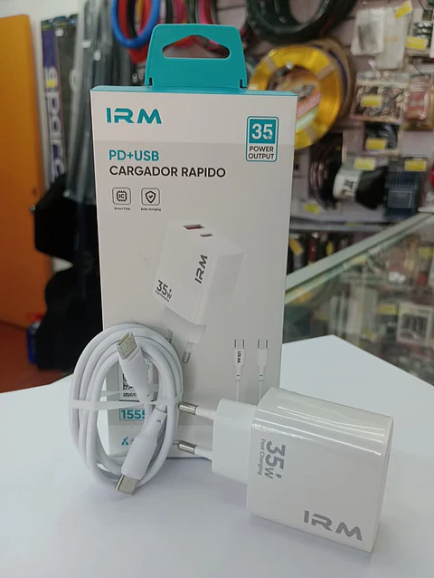 Cargador de auto tipo C USB con cable tipo C a C 35w