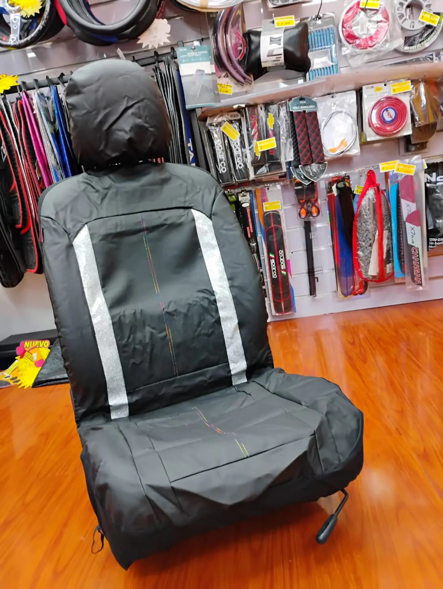 Fundas de asiento individual eco cuero negro franja plateada hilo de 5