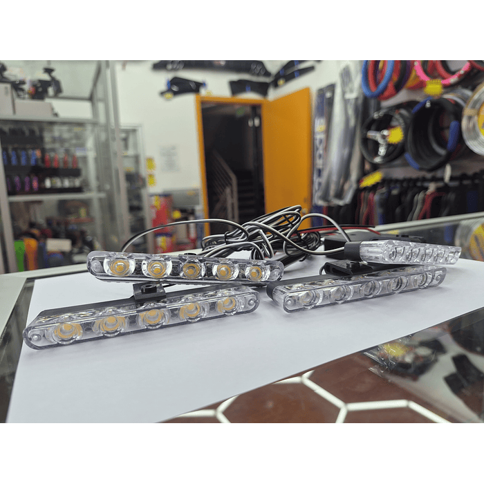 🔥 Oferta especial 🔥 Kit de 4 luces para rejilla de autos estrobo LED 12V amarillo ámbar impermeable 11