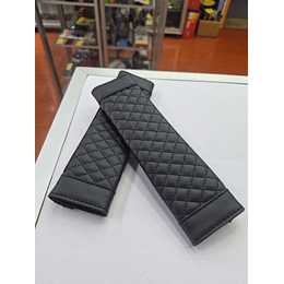 🔥 *¡LIQUIDACIÓN IMPERDIBLE!* 🔥   * X2 CUBRE CINTURÓN DE SEGURIDAD NEGRO DISEÑO HILO negro * 🚗💎 