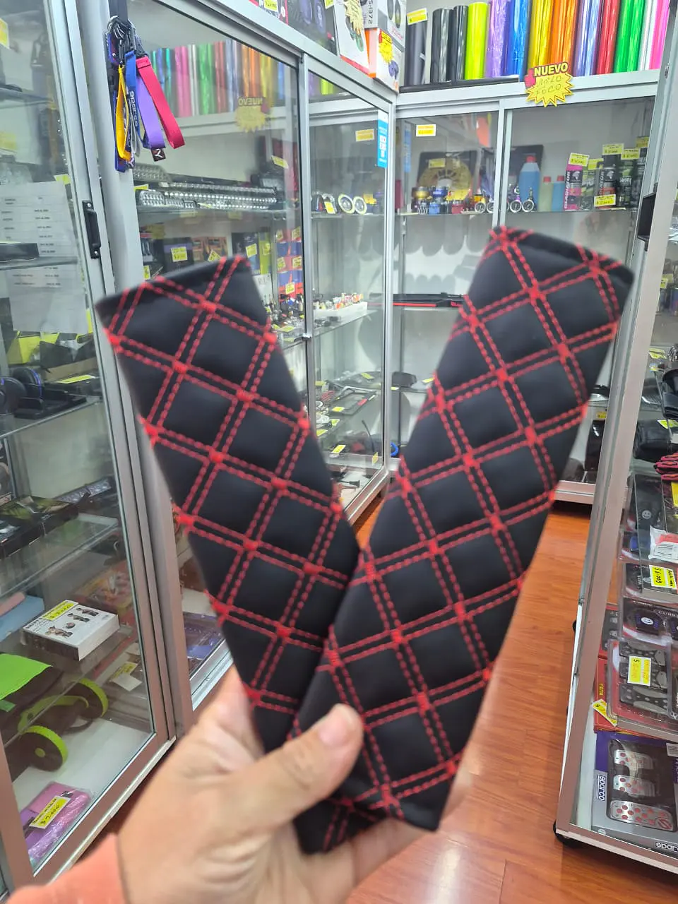 Liquidación x2 cubre cinturón de seguridad negro diseño hilo rojo 5