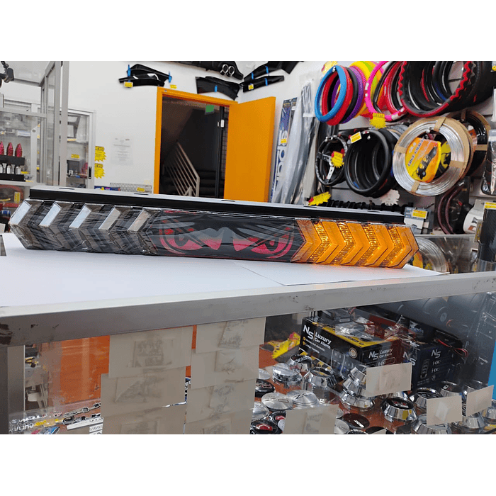 💥Oferta liquidacion💥  Luz  trasera LED para camión 12/24V RGB freno giro 59cm ojos LED 4