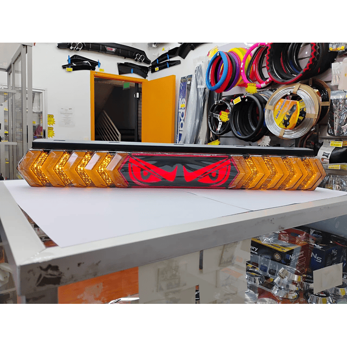 💥Oferta liquidacion💥  Luz  trasera LED para camión 12/24V RGB freno giro 59cm ojos LED 15