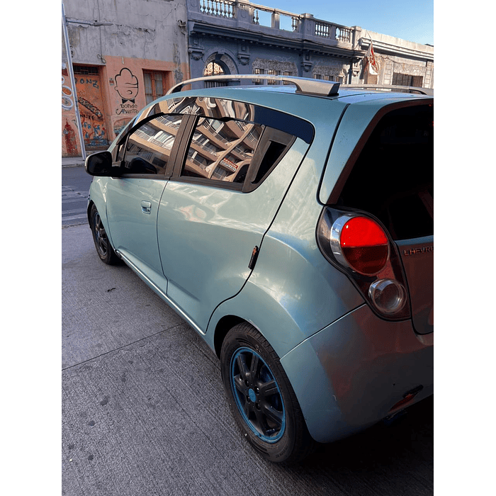 Bota Aguas de Acrílico 2mm plano Negro Brillante a Medida para Chervrolet Spark GT 2010 a 2016 7