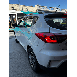 Bota Aguas de Acrílico 2mm plano Negro Brillante a Medida Jac S2 2015 a 2021