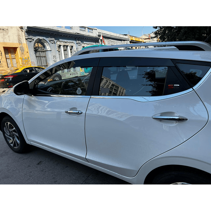 Bota Aguas de Acrílico 2mm plano Negro Brillante a Medida Jac S2 2015 a 2021 2