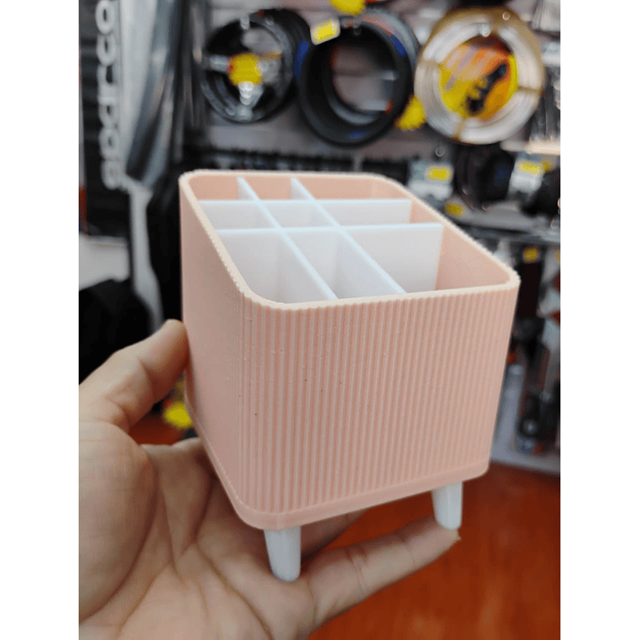 organizador de maquillaje para cosméticos y brochas medidas 8.1cm x 8.1cm xn 10cm x 8cm 4