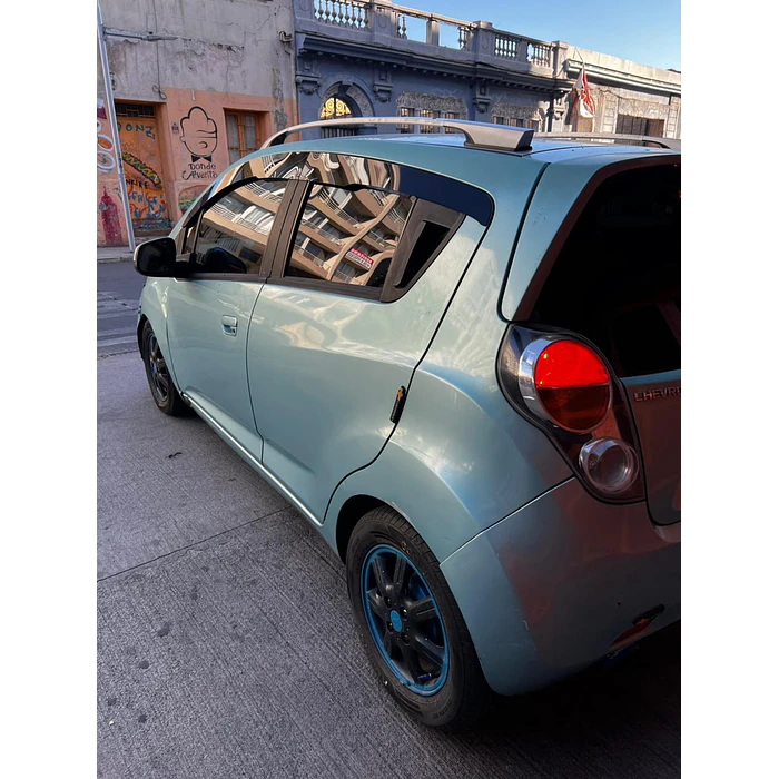 Bota Aguas de Acrílico 2mm plano Negro Brillante a Medida para Chervrolet Spark GT 2010 a 2016 7