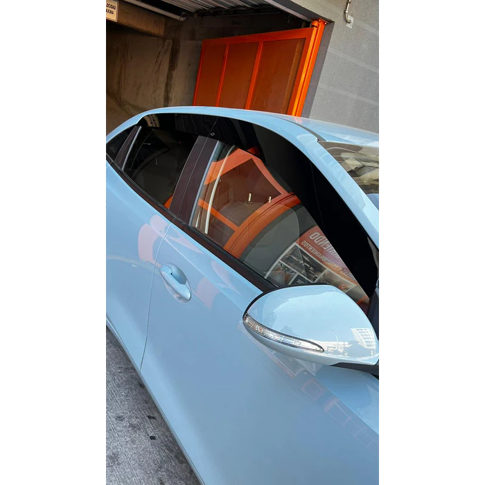 Bota Aguas de Acrílico 2mm plano Negro Brillante a Medida para chevrolet sail del 2023 al 2026 2