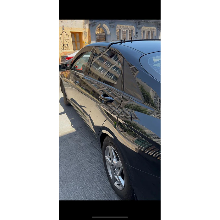 ¡Bota Aguas de Acrílico 2mm plano Negro Brillante a Medida para Hyundai accent 2021 a 2023  6