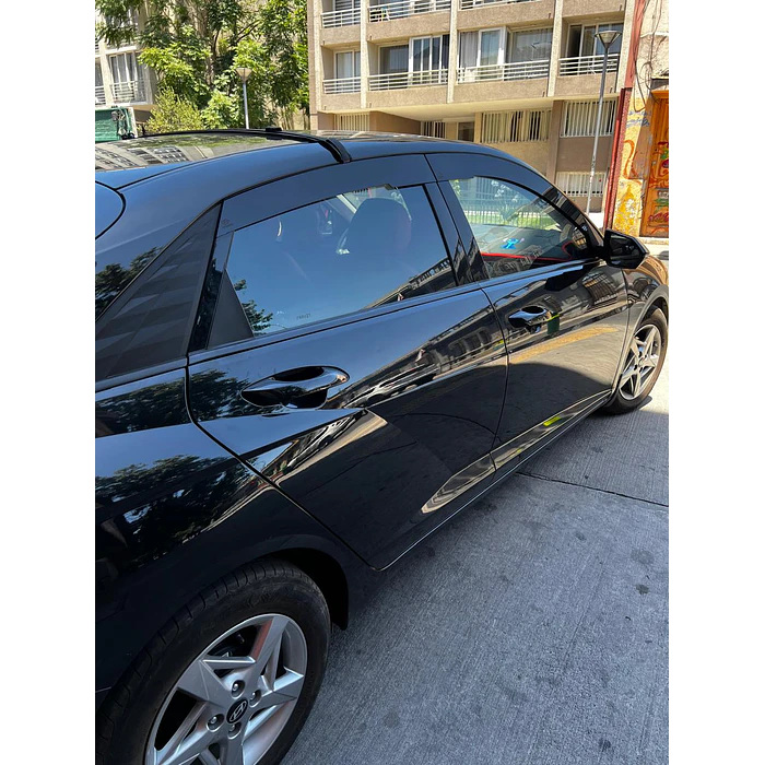 ¡Bota Aguas de Acrílico 2mm plano Negro Brillante a Medida para Hyundai accent 2021 a 2023  7