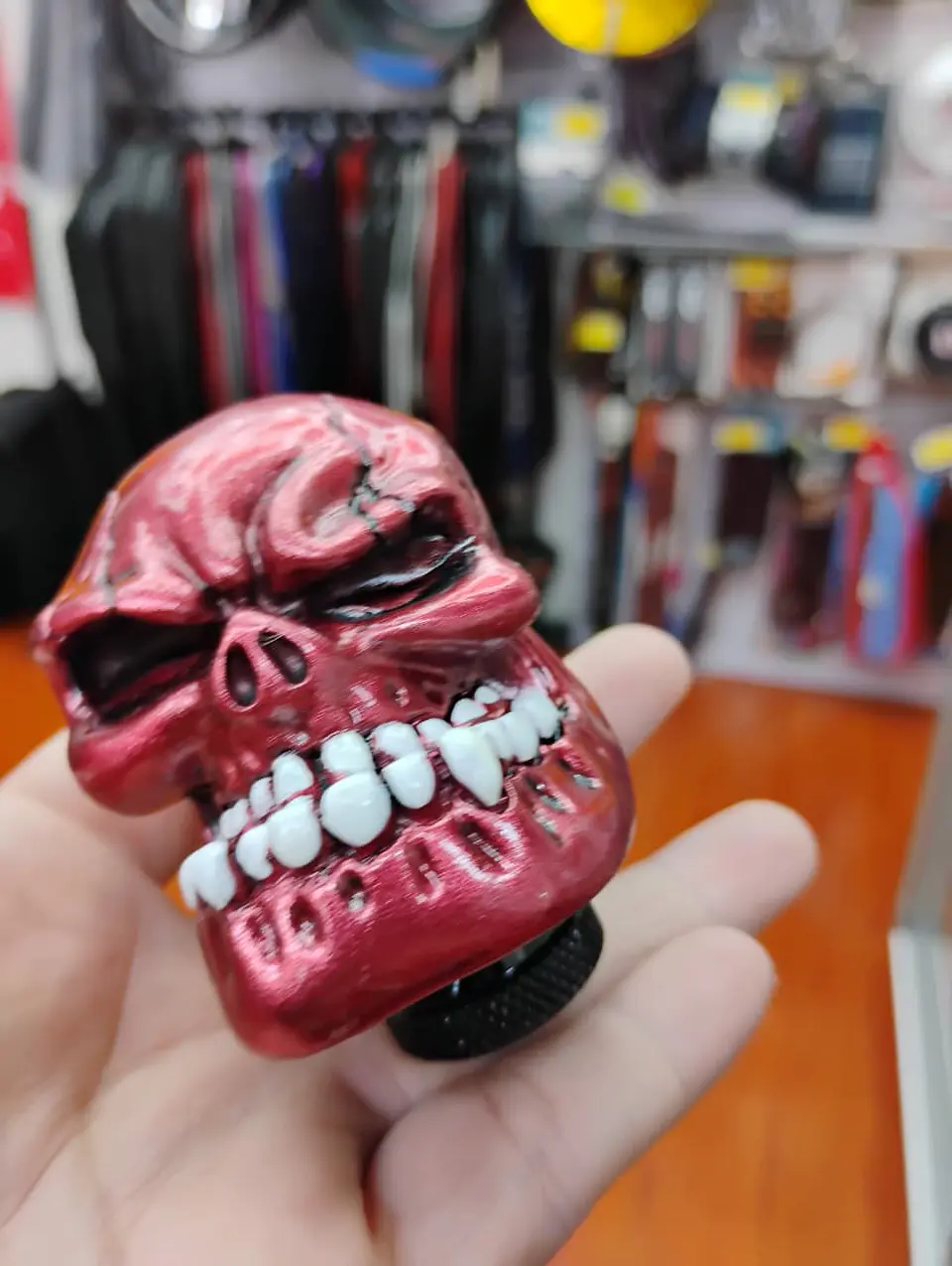 Pomo perilla palanca de cambios tunning diseño Calavera rojo 3