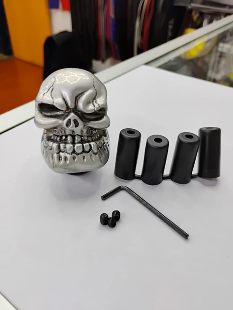 Pomo perilla de cambios tunning diseño Calavera - Plateado