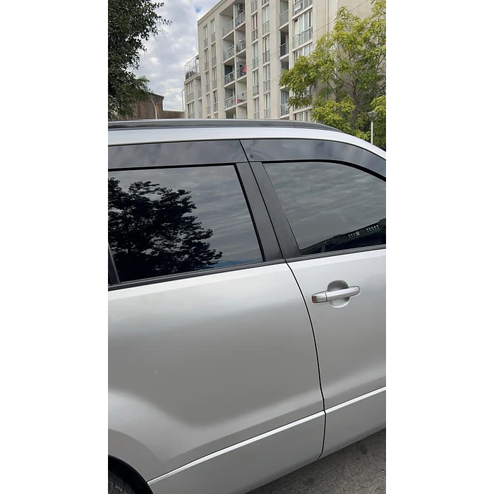  ¡Bota Aguas de Acrílico 2mm plano Negro Brillante a Medida para auto Suzuki grand Vitara y Grand nomade 2005 a 2019  1