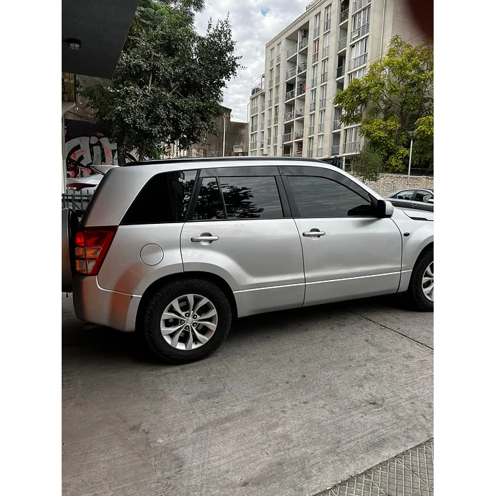  ¡Bota Aguas de Acrílico 2mm plano Negro Brillante a Medida para auto Suzuki grand Vitara y Grand nomade 2005 a 2019  7